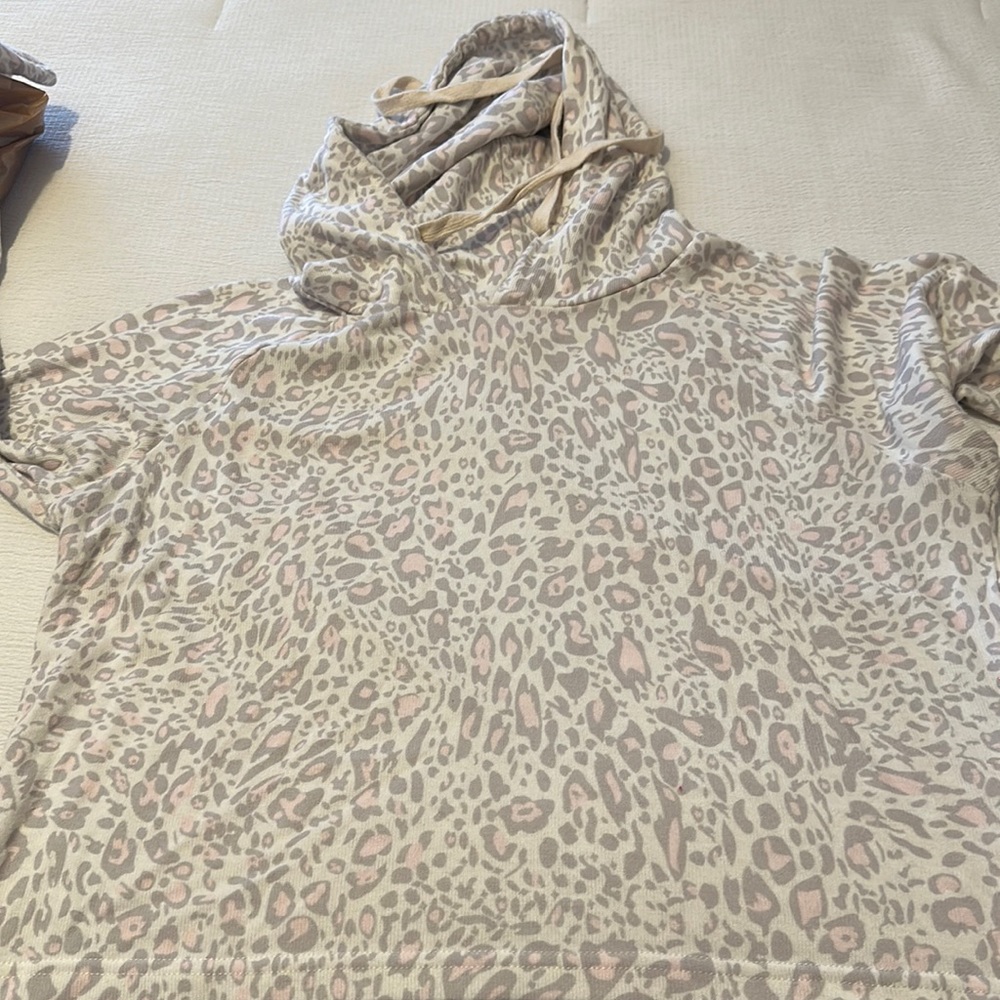 Pink Lilly crop leopard hoodie